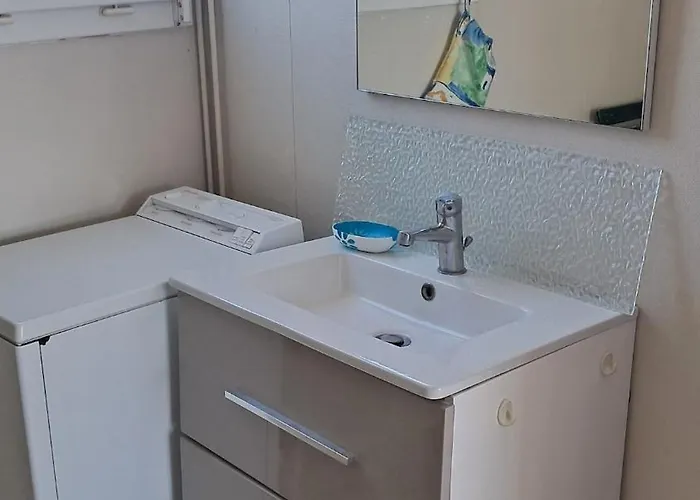 2 Pieces Vue Apartment *